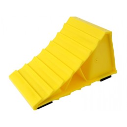 Plastic foundation wedge