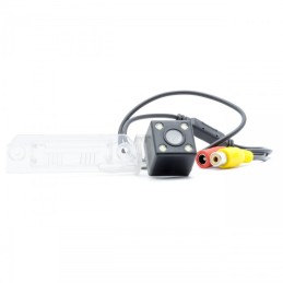 reversing camera in license plate/rear number plate lighting